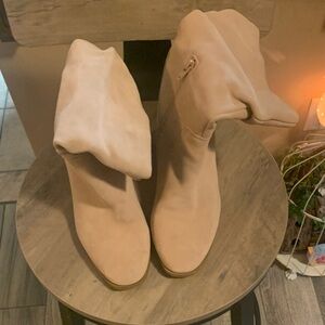 Women's light pink Boots crown & ivy